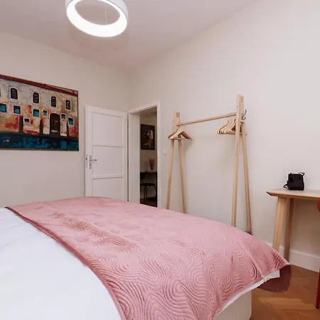 Apartmán Charming Train Lines