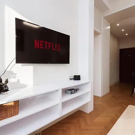 Charming Train Lines Μπρατισλάβα