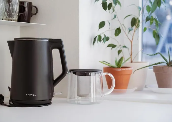 Charming Train Lines Lägenhet Bratislava